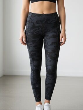 Lululemon legging size 6